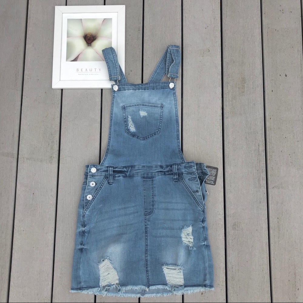 NWT CELEBRITY PINK denim overall skirt size small